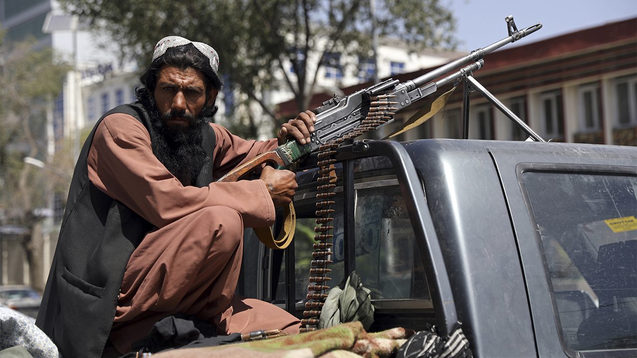 taliban-collect-ammo-guns-from-civilians-after-takeover:-report