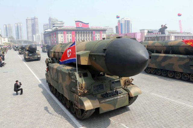 nordkorea-haelt-erneut-militaerparade-in-pjoengjang-ab