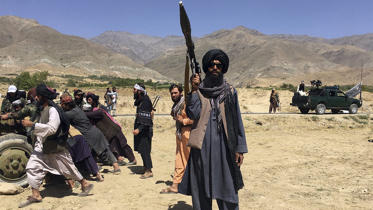 white-house-defends-calling-taliban-‚cooperative-and-businesslike‘-in-negotiations-on-americans-leaving