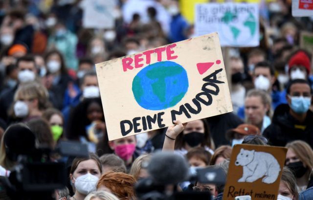 „undemokratisch“:-klimaaktivisten-legen-einspruch-gegen-bundestagswahl-ein