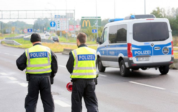 kollabiert-die-sicherheit-an-deutschen-grenzen?-bundespolizisten-fordern-feste-grenzkontrollen