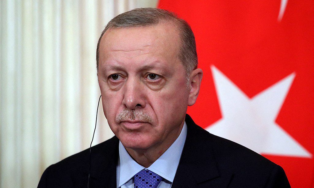 nach-kritik-an-justiz-skandal:-erdogan-droht-zahlreichen-botschaftern-mit-ausweisung