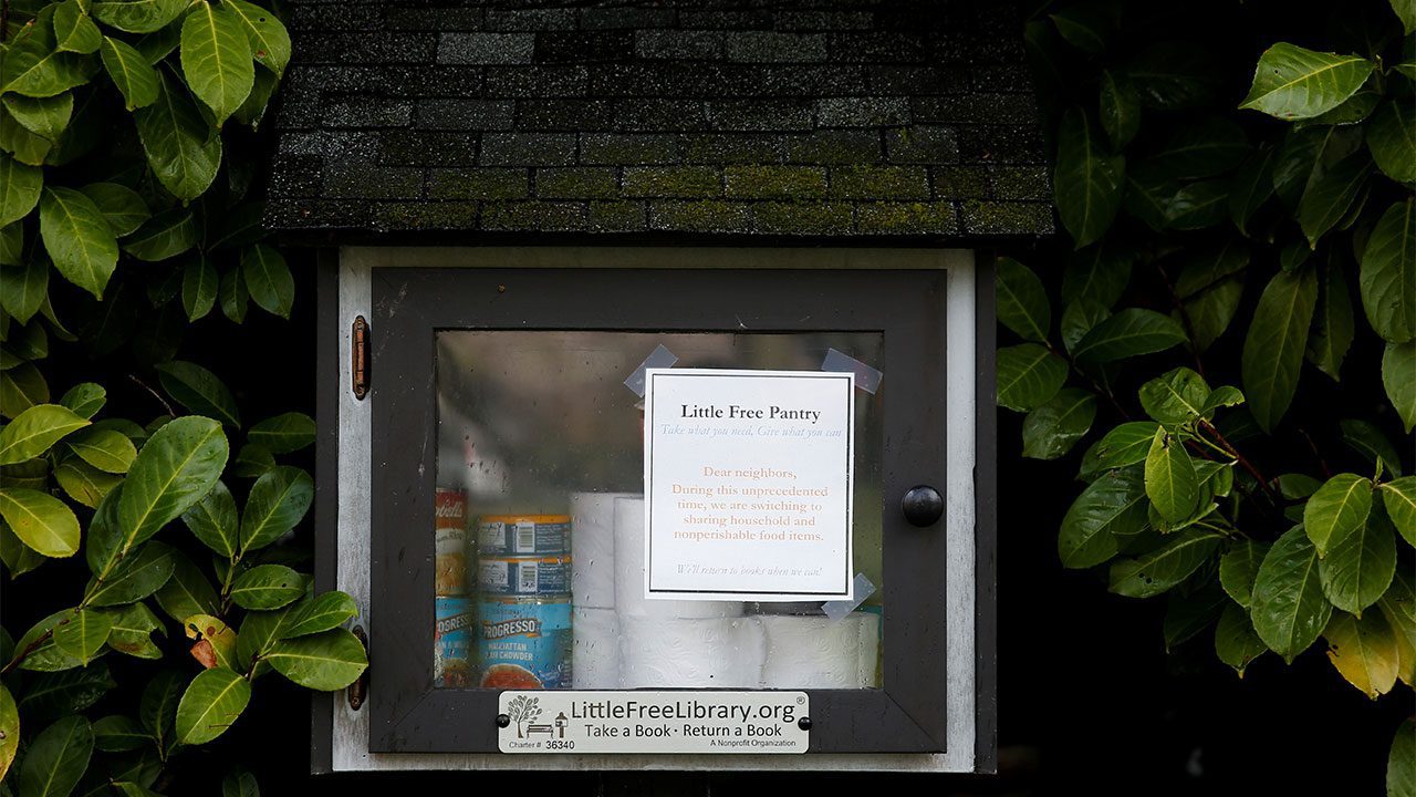 new-york-times-op-ed-widely-mocked-for-fearing-her-free-little-library-is-contributing-to-gentrification