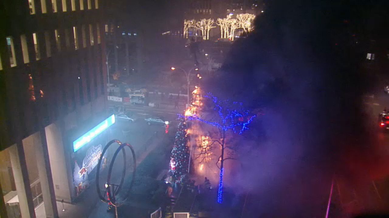 new-york-times-catches-fire-for-headline-saying-fox-news-christmas-tree-&apos;catches-fire&apos;