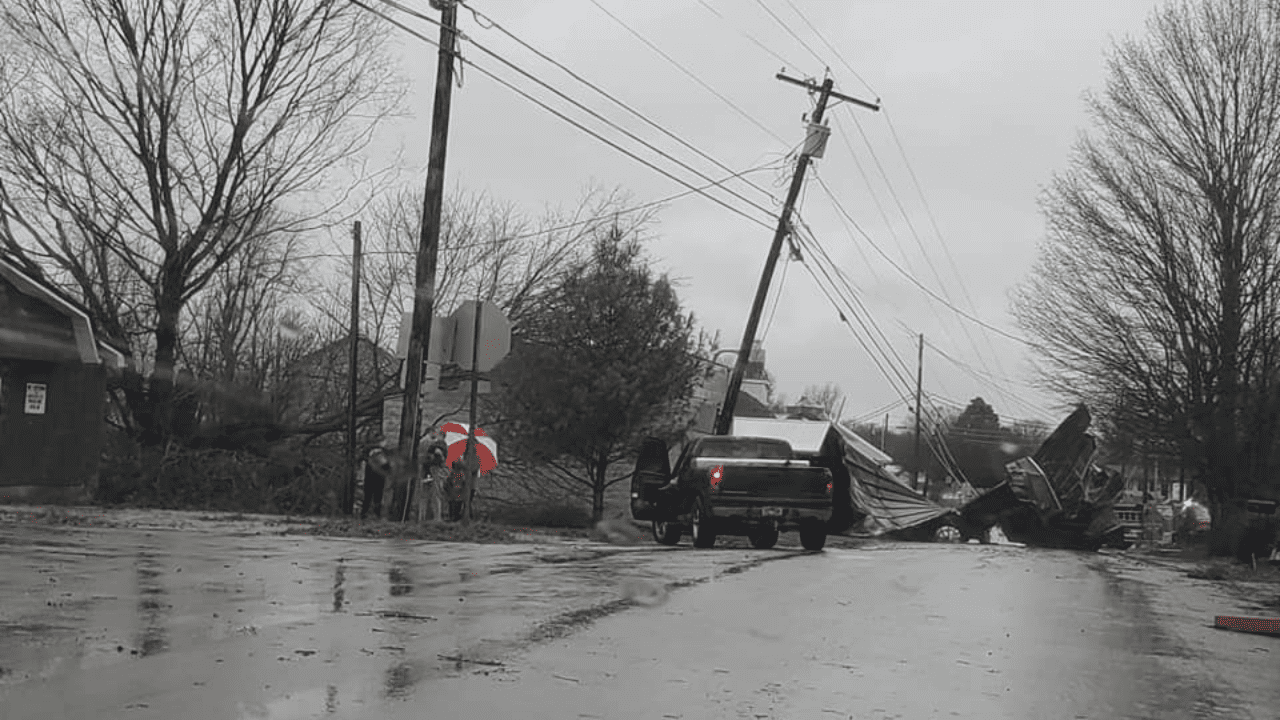 kentucky-governor-declares-state-of-emergency-after-tornado-warned-storms-cause-significant-damage