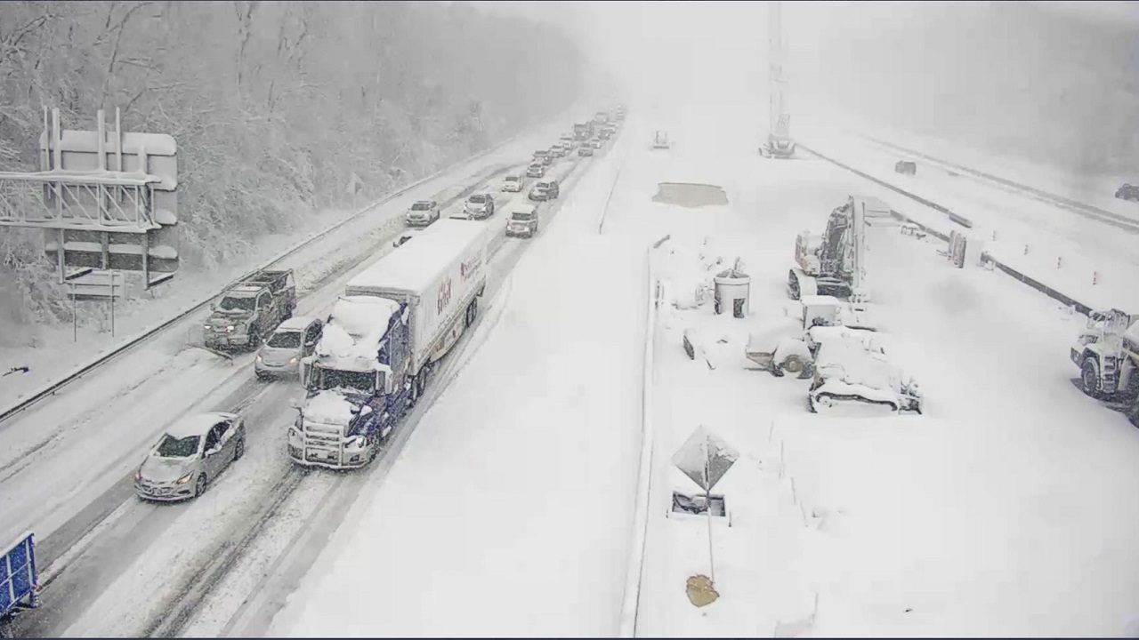 virginia-i-95-winter-storm-disaster-leaves-hundreds-stranded:-‘this-is-unprecedented’