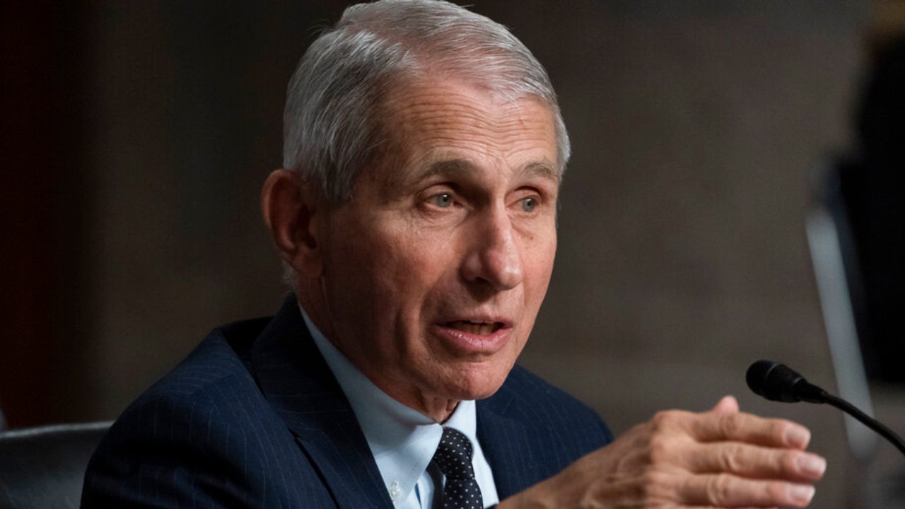 fauci-on-hot-mic-calls-republican-senator-a-‚moron‘-after-question-on-investment-disclosures