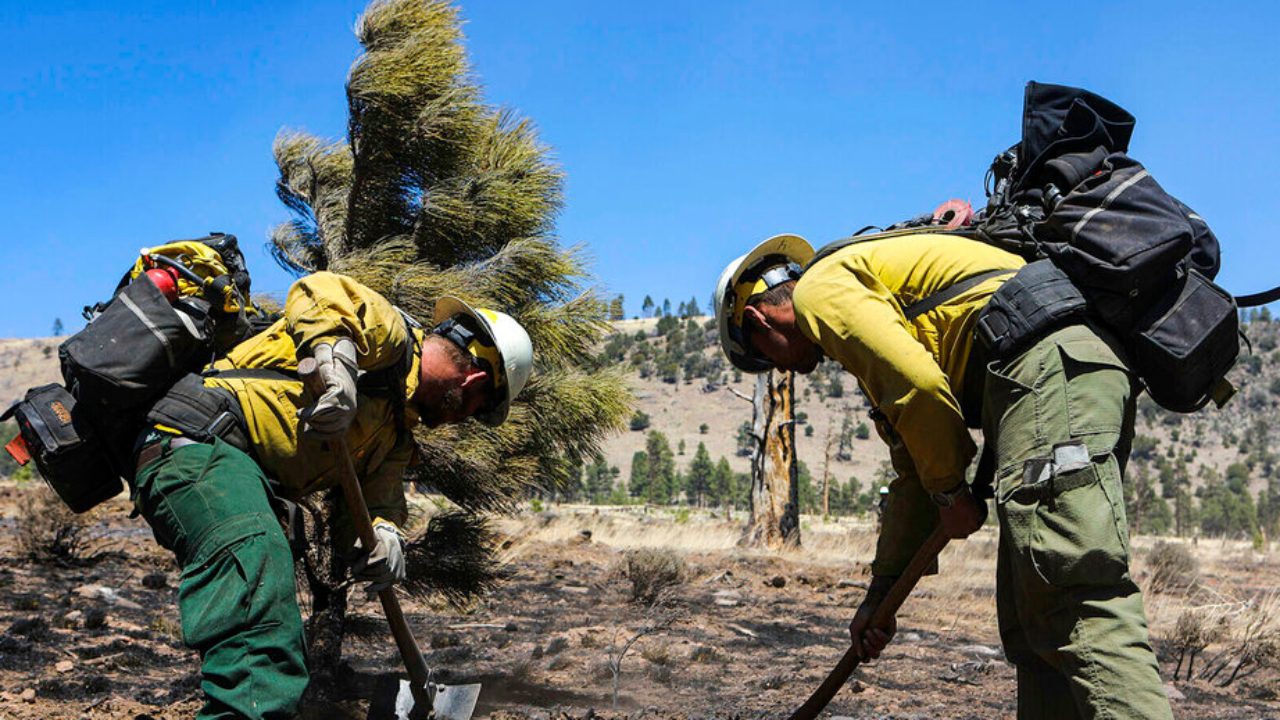 arizona-fire-crews-brace-for-windy-conditions
