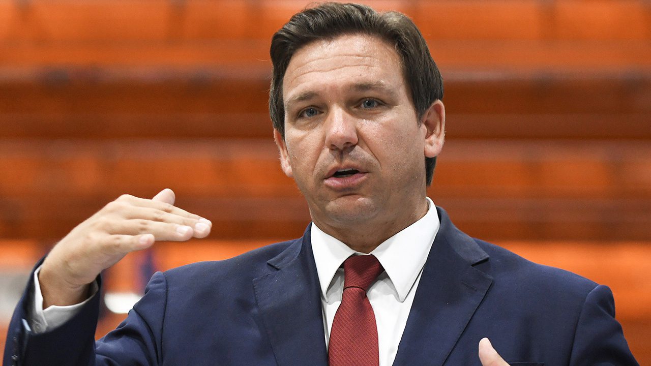 desantis-signs-bill-making-it-illegal-to-protest-in-front-of-an-individual’s-home