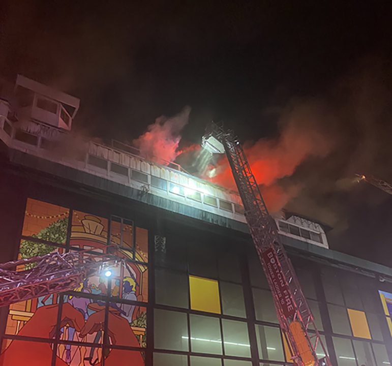 boston-racetrack-fire:-suffolk-downs-erupts-into-flames,-firefighters-act-swiftly-to-save-historic-building