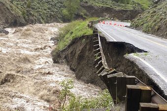 yellowstone-major-flooding-leads-to-bridge-being-swept-away,-roads-washed-out