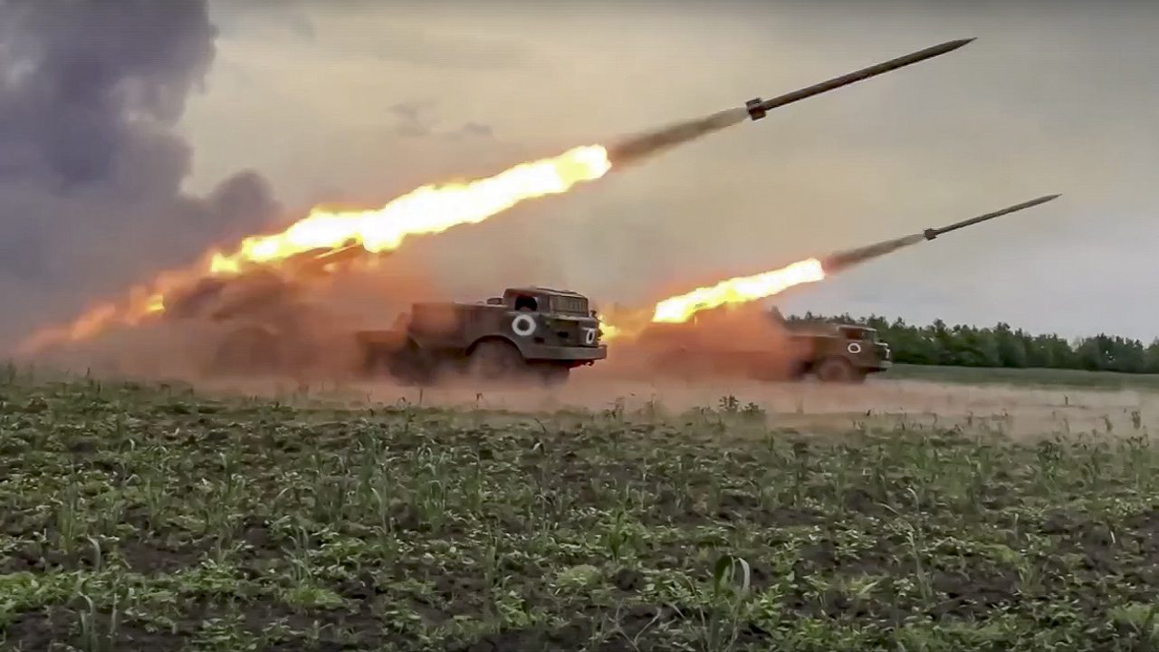 russian-separatists-ask-moscow-for-ballistic-missiles-to-counter-ukrainian-artillery
