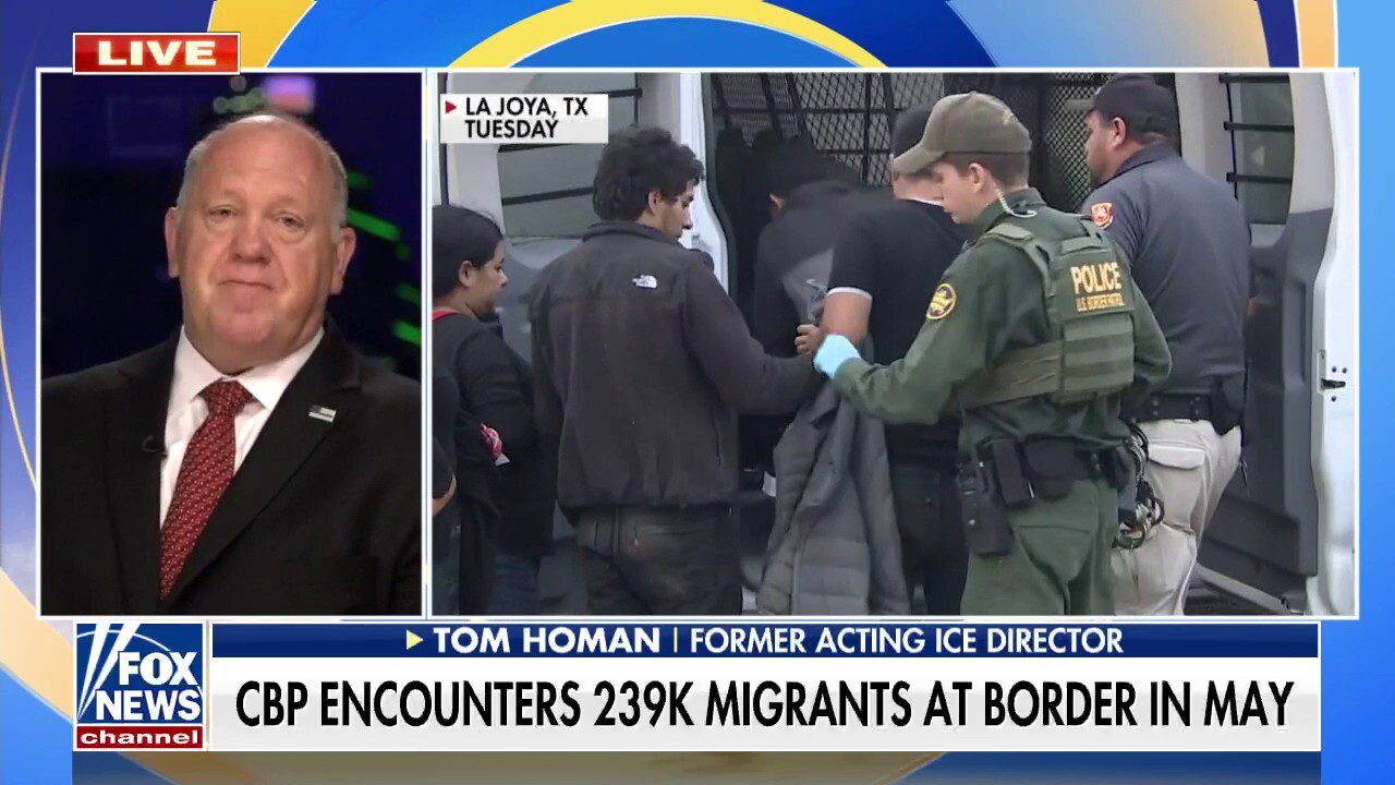 tom-homan:-‚disgusting-on-every-level‘-to-punish-border-agents-over-‚whipping‘-incident