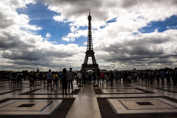 mehrere-festnahmen-am-trocadero-in-paris:-wie-„baby-gangs“-jagd-auf-touristen-machten
