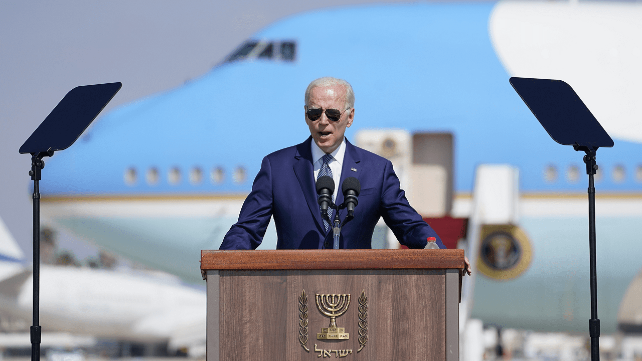 president-biden-admits-he-was-given-prepared-list-of-reporters-to-call-on-during-joint-news-presser-in-israel