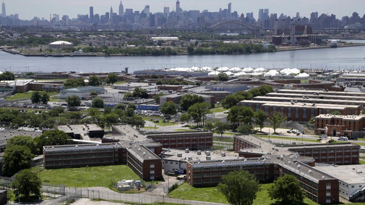family-of-nyc-rikers-island-inmate-found-dead-plans-to-file-$25-million-lawsuit-against-city,-attorney-says