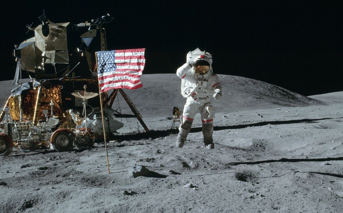 the-moon-landing-controversy