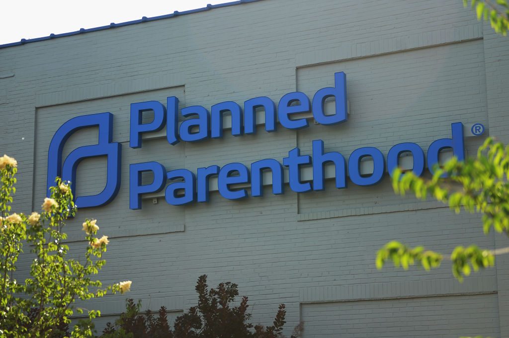 planned-parenthood-arizona-requests-1864-abortion-ban-be-immediately-blocked