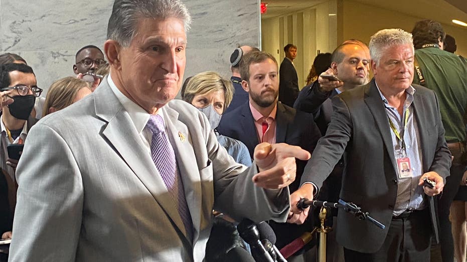 manchin’s-energy-permitting-proposal-stripped-from-funding-bill-after-gop,-progressive-opposition
