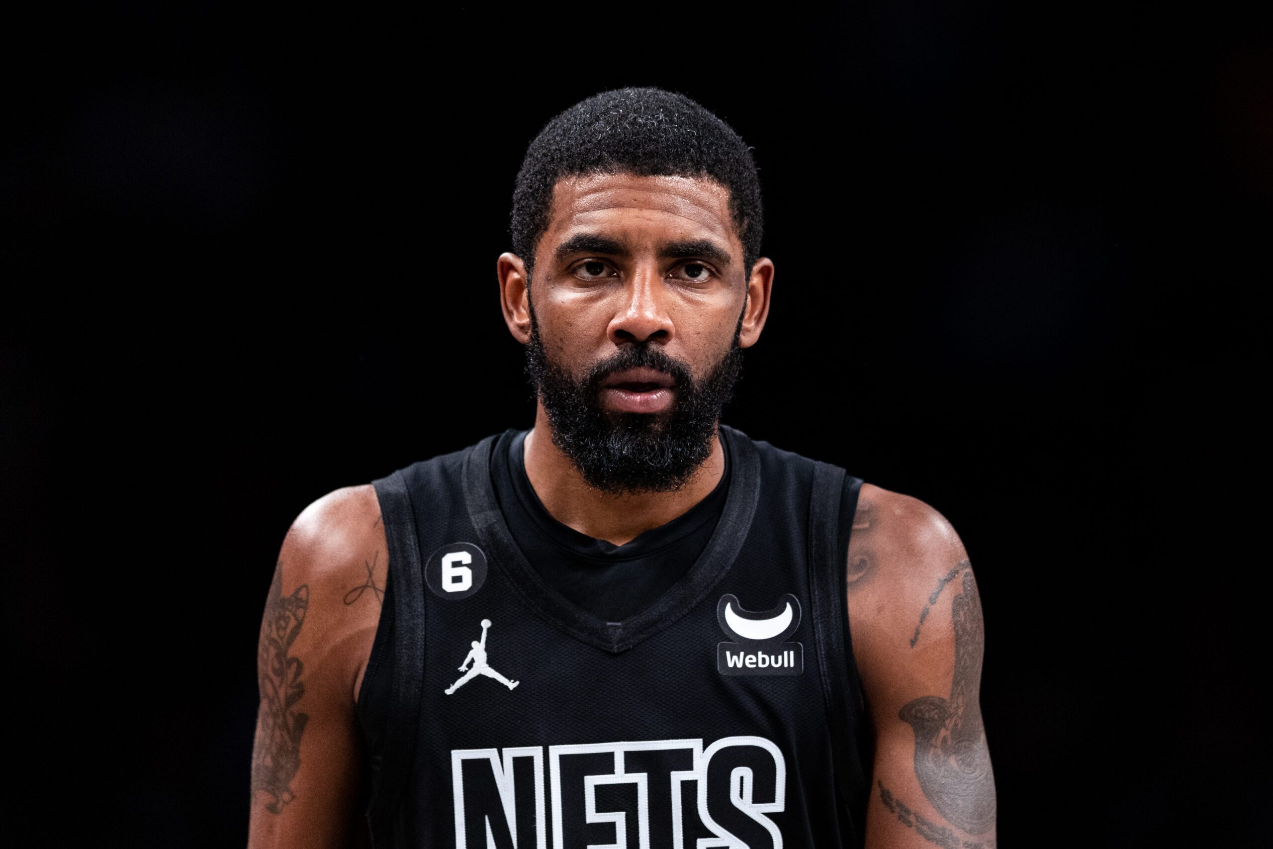 brooklyn-nets-suspend-kyrie-irving-after-he-refuses-to-apologize-for-tweeting-‘anti-semitic’-movie