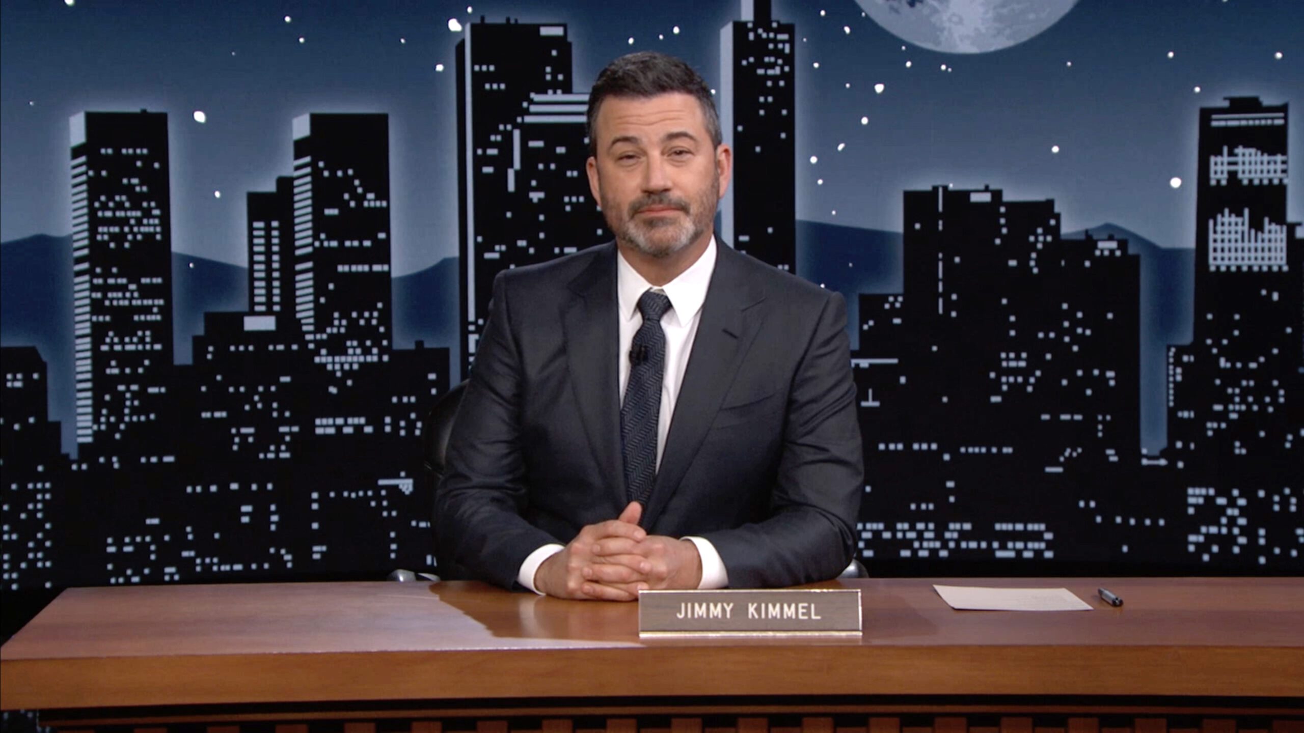jimmy-kimmel-admits-he-lost-half-his-audience-for-bashing-trump-–-and-he’s-fine-with-that