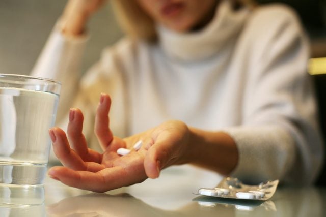 opioid-report:-aerzte-greifen-zu-schnell-nach-starken-schmerzmitteln