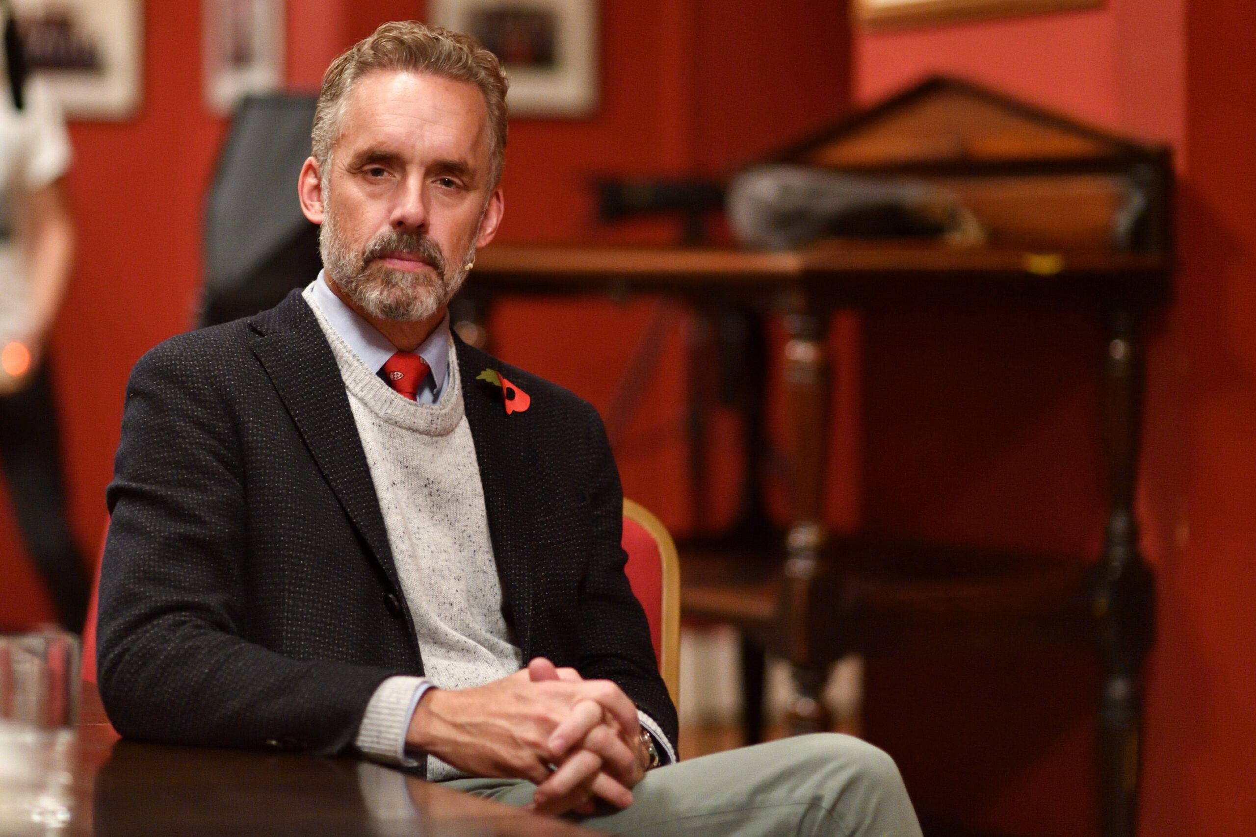 dr-jordan-b.-peterson:-social-media-is-part-of-‘pollution-of-the-domain-of-public-discourse’