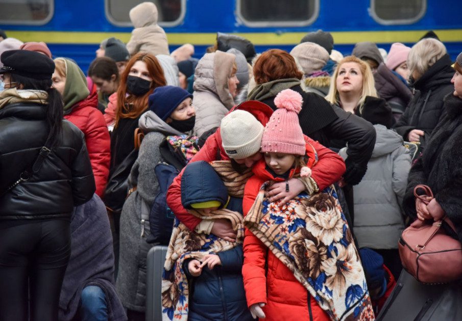 eu-vize-stellt-klar:-fluechtlinge-aus-der-ukraine-bleiben-noch-lange-bei-uns