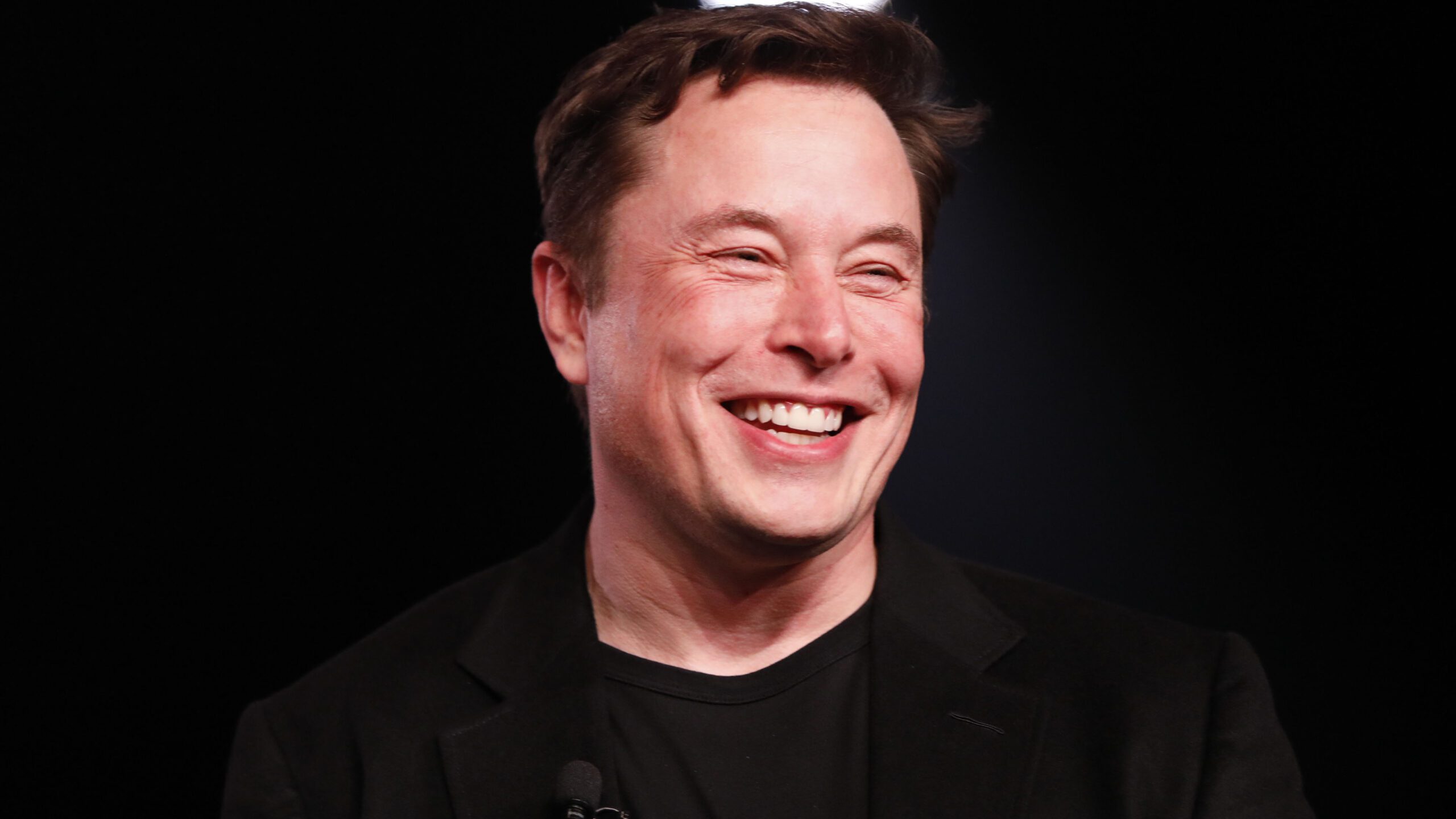 see-it:-elon-musk-tweets-photo-of-night-stand-arsenal,-with-apologetic-quip