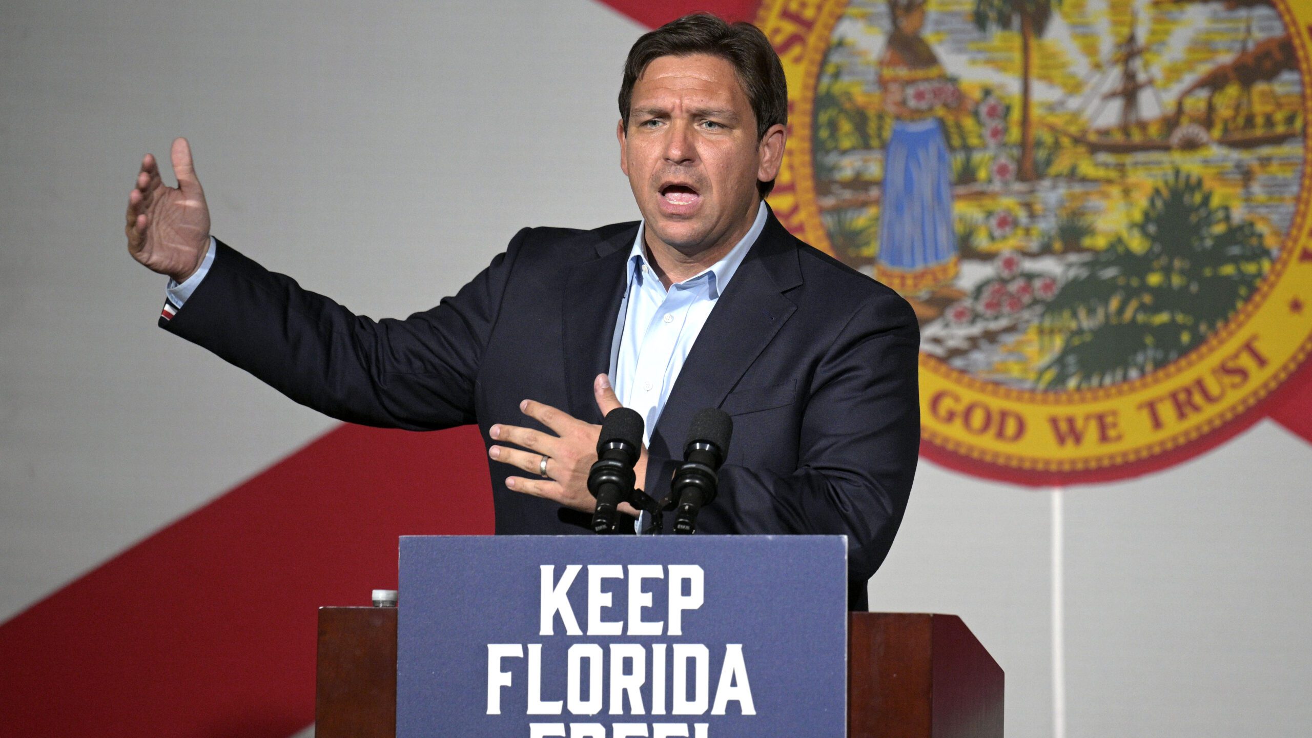 top-conservative-polling-firm:-desantis-now-more-popular-with-trump-voters-than-trump