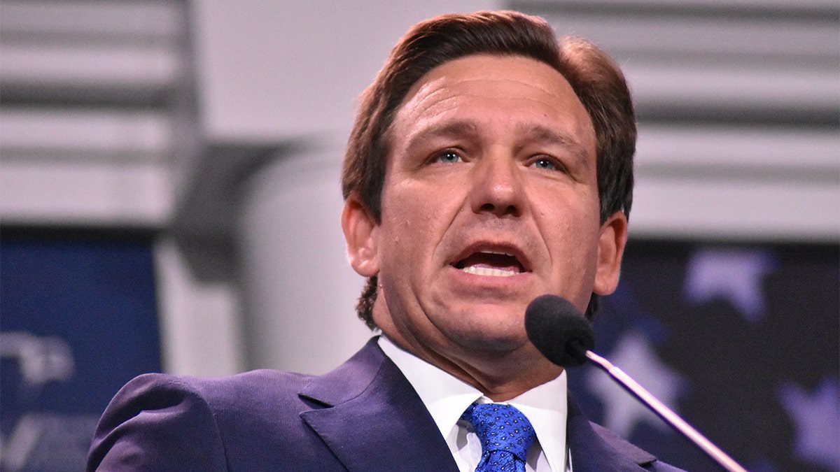 desantis-says-fema-denied-emergency-aid-request,-state-will-provide-$25m-for-hurricane-victims