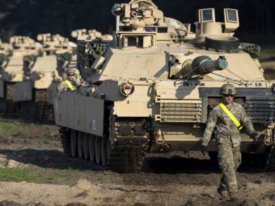 tanks-to-ukraine:-biden-changes-course,-says-us-will-send-31-abrams-tanks-to-ukraine