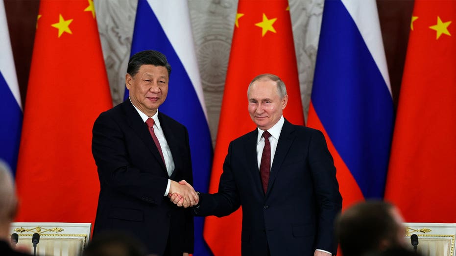 a-look-at-the-history-of-the-long-and-complicated-friendship-between-china-and-russia