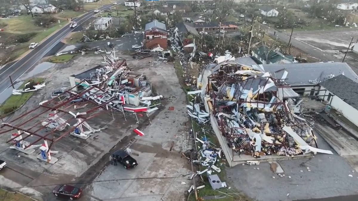 stunning-aerial-videos-show-mississippi-towns-flattened-by-powerful-tornadoes