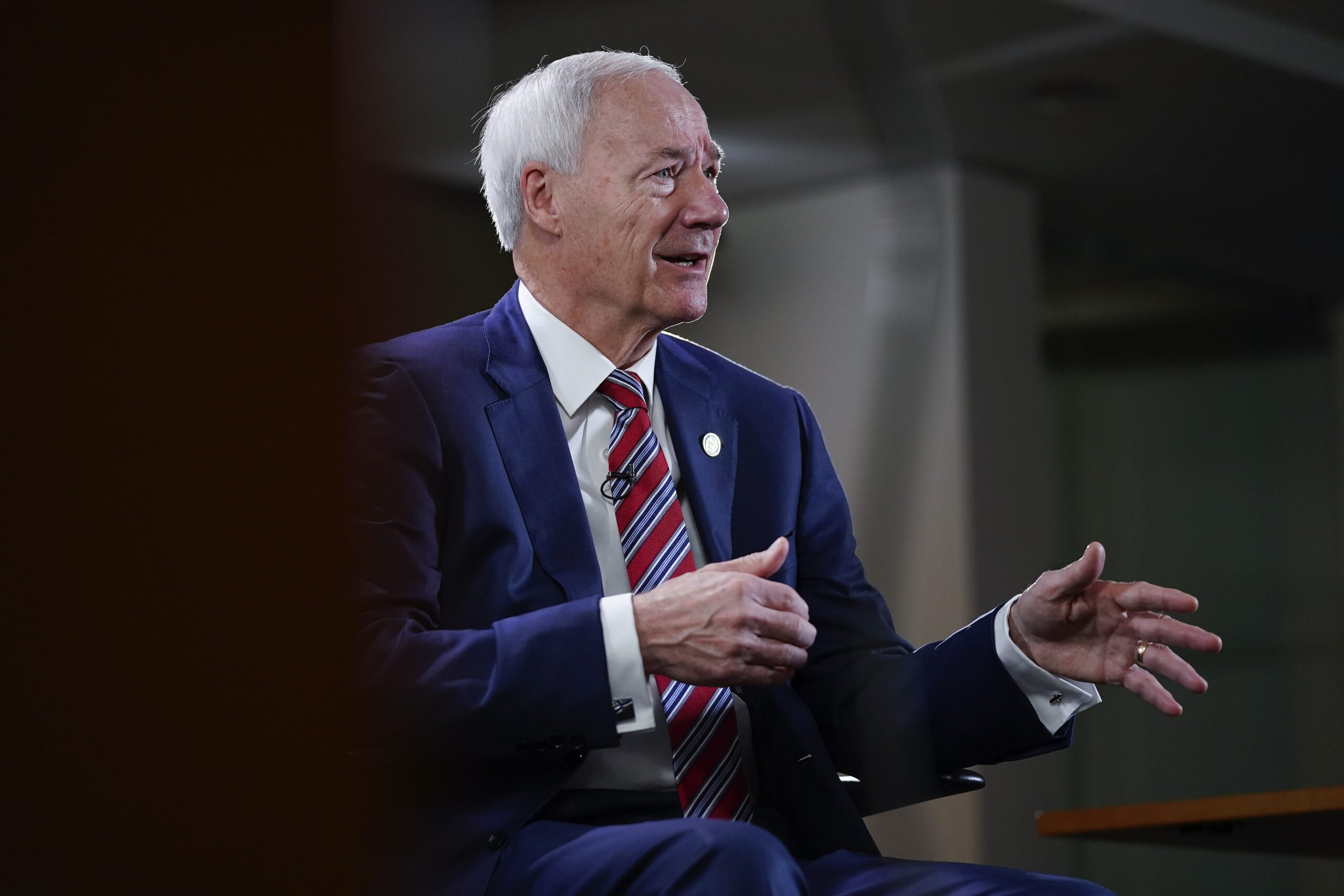 why-asa-hutchinson’s-view-of-the-world-isn’t-working-for-republicans