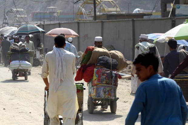 sind-die-ampel-parteien-bereit,-zehntausende-abgeschobene-afghanen-in-pakistan-willkommen-zu-heissen