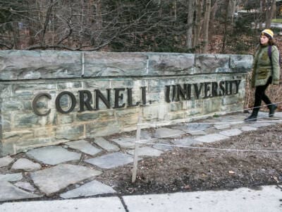 campus-chaos:-cornell-sagt-kurse-ab-nach-online-bedrohungen,-juedische-studenten-mit-„halsdurchschneiden“-bedroht