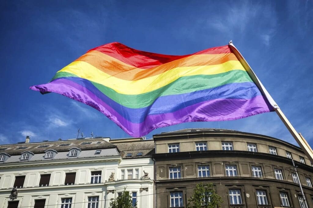 griechenland-plant-die-legalisierung-der-gleichgeschlechtlichen-ehe-und-adoption:-ministerpraesident
