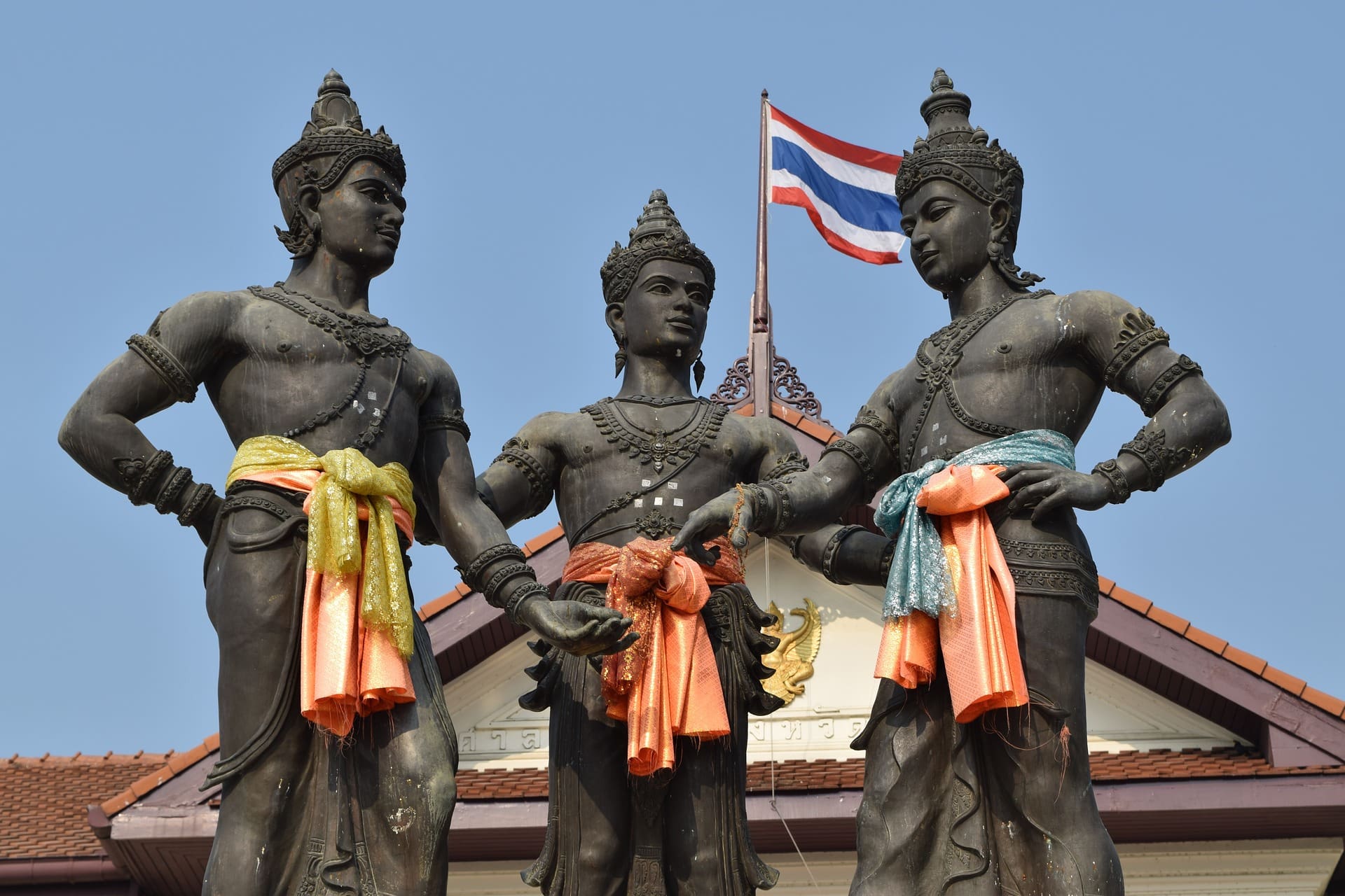 thailaendische-medien-berichten,-dass-wiederholte-corona-impfungen-das-immunsystem-beeintraechtigen