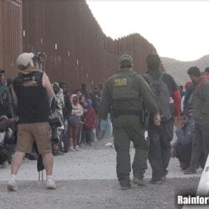 amerika-zuletzt:-neuer-grenzgesetzentwurf-des-rino-senators-lankford-ermoeglicht-taegliche-einreise-von-bis-zu-5.000-illegalen-einwanderern,-insgesamt-1,8-millionen-jaehrlich
