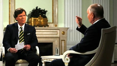 peskow-gibt-einzelheiten-zum-carlson-interview-bekannt:-scharfe-fragen-haetten-eine-klare-ablehnung-zur-folge-gehabt